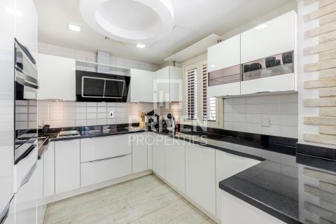 Apartment in Old Town, Dubai 1 bedroom, 210 sq.m. № 18757 - photo 12