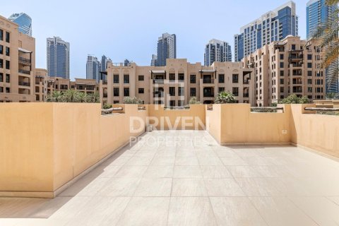 Apartment in Old Town, Dubai 1 bedroom, 210 sq.m. № 18757 - photo 16