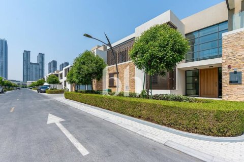 Villa en Dubai, 5 dormitorios, 746 m², № 56520 - foto 15