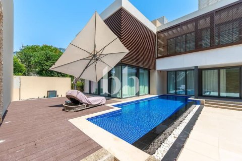 Villa en Dubai, 5 dormitorios, 746 m², № 56520 - foto 13