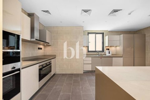 Villa en Dubai, 5 dormitorios, 746 m², № 56520 - foto 29