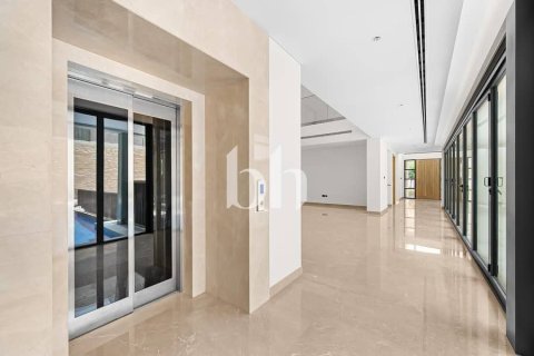 Villa en Dubai, 5 dormitorios, 746 m², № 56520 - foto 3
