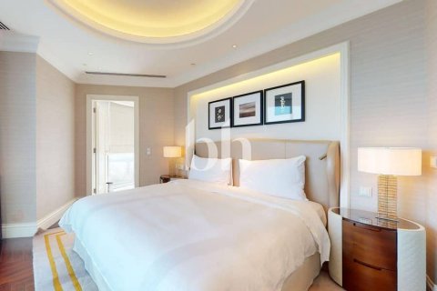 Apartment in Downtown Dubai (Downtown Burj Dubai), Dubai 4 bedrooms, 264 sq.m. № 56519 - photo 23