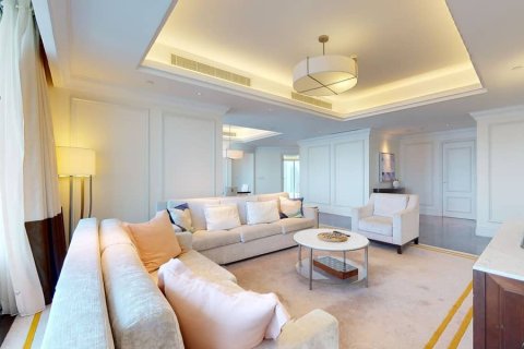 Apartment in Downtown Dubai (Downtown Burj Dubai), Dubai 4 bedrooms, 264 sq.m. № 56519 - photo 21