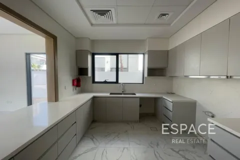 Villa à Al Furjan, Dubai, 4 chambres, 323 m², № 62063 - photo 2