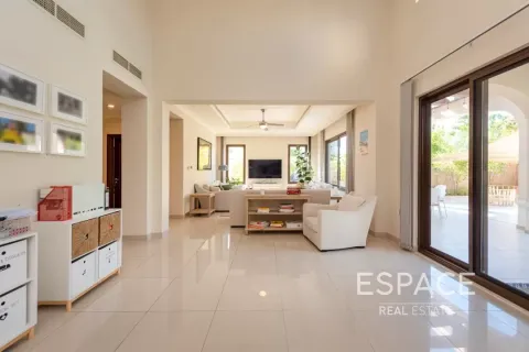 Villa à Rosa, Arabian Ranches 2, Dubai, 7 chambres, 558 m², № 62066 - photo 4