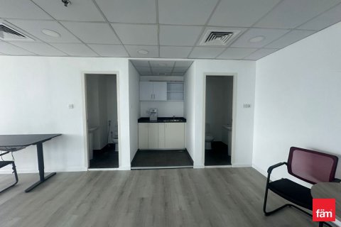 Oficina en Dubai, 145.9 m², № 94792 - foto 8