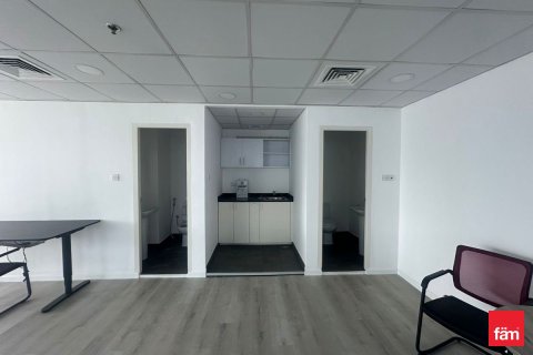 Oficina en Dubai, 145.9 m², № 94792 - foto 10