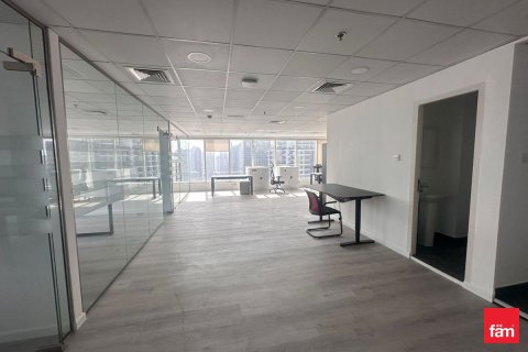 Oficina en Dubai, 145.9 m², № 94792 - foto 3