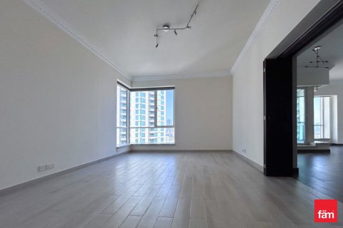 Apartment in Dubai Marina, Dubai 4 bedrooms, 270.3 sq.m. № 94795 - photo 13