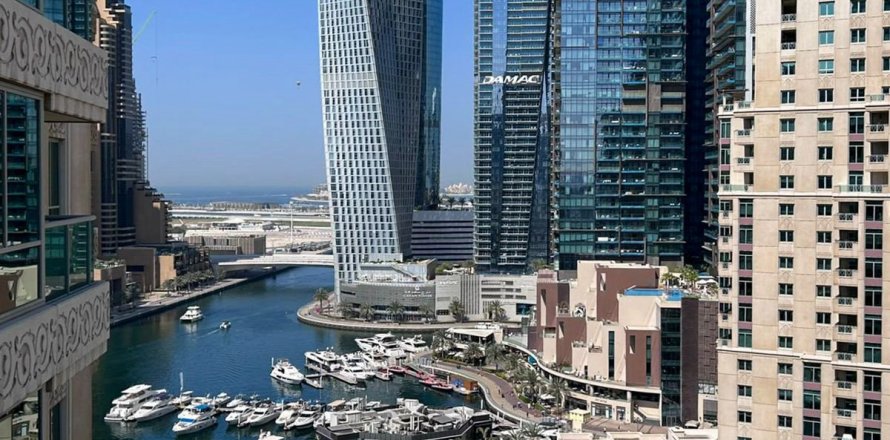 Apartment in Dubai Marina, Dubai 4 bedrooms, 270.3 sq.m. № 94795