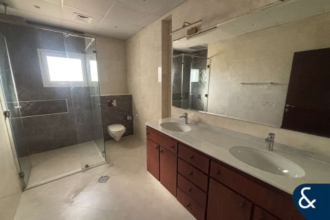 Villa en Al Furjan, Dubai, 5 dormitorios, 604 m², № 88742 - foto 12