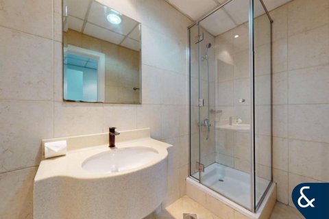 Apartment in Dubai Marina, Dubai 4 bedrooms, 563 sq.m. № 88417 - photo 22