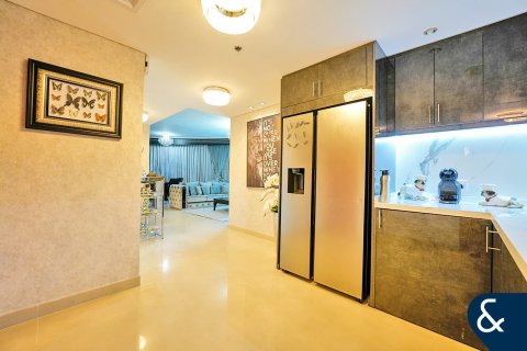Купить квартиру в Park Towers, DIFC, Дубай: 2 спальни, 160м², № 88420 - фото 6