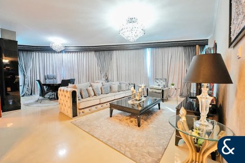 Купить квартиру в Park Towers, DIFC, Дубай: 2 спальни, 160м², № 88420 - фото 2