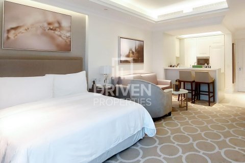 Apartment in Downtown Dubai (Downtown Burj Dubai), Dubai studio, 51.65 sq.m. № 138763 - photo 6