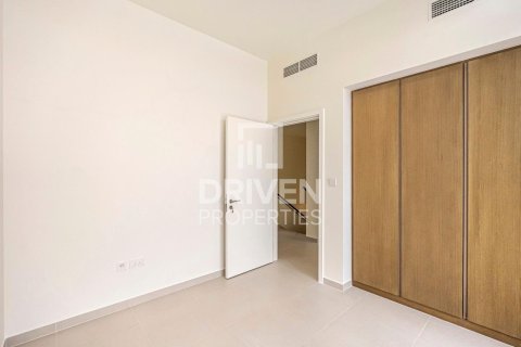 Villa in EMAAR South, Dubai South (Dubai World Central), Dubai 4 bedrooms, 443.24 sq.m. № 138759 - photo 15