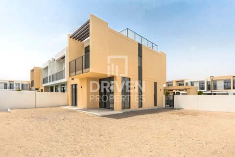Villa in EMAAR South, Dubai South (Dubai World Central), Dubai 4 bedrooms, 443.24 sq.m. № 138759