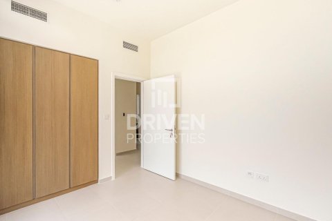 Villa in EMAAR South, Dubai South (Dubai World Central), Dubai 4 bedrooms, 443.24 sq.m. № 138759 - photo 11