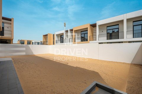 Villa in EMAAR South, Dubai South (Dubai World Central), Dubai 4 bedrooms, 333.89 sq.m. № 138758 - photo 18