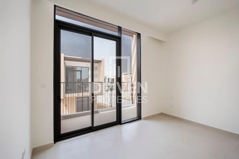 Villa in EMAAR South, Dubai South (Dubai World Central), Dubai 4 bedrooms, 333.89 sq.m. № 138758 - photo 8