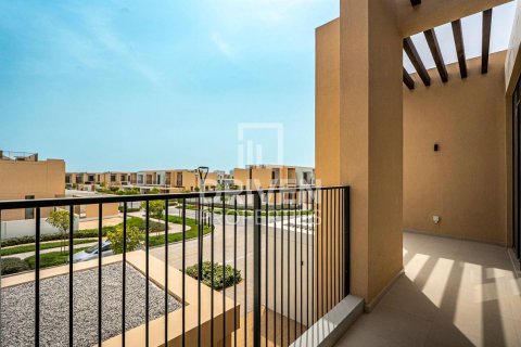 Villa in EMAAR South, Dubai South (Dubai World Central), Dubai 4 bedrooms, 333.89 sq.m. № 138758 - photo 19