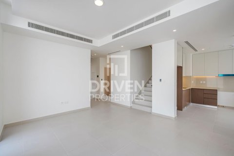 Villa in EMAAR South, Dubai South (Dubai World Central), Dubai 4 bedrooms, 333.89 sq.m. № 138758 - photo 2