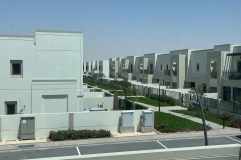 تاون هاوس في دبي 3 غرف نوم, 207 م² رقم 97090 - صورة 3