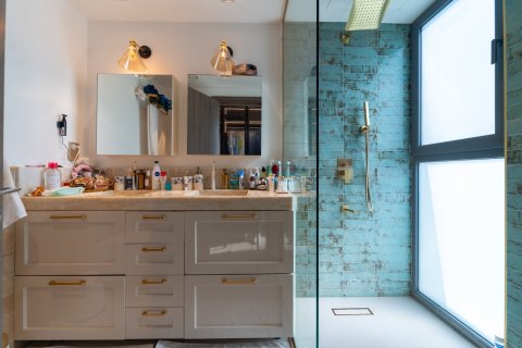 Купить таунхаус в Tilal Al Ghaf, Дубай: 3 спальни, 199м², № 97093 - фото 8