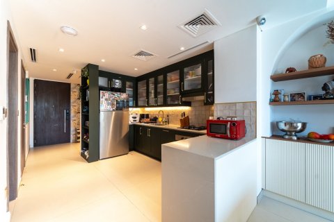 Купить таунхаус в Tilal Al Ghaf, Дубай: 3 спальни, 199м², № 97093 - фото 4