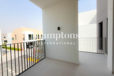 Снять в аренду таунхаус в Arabian Ranches 3, Дубай: 3 спальни, 127.55581900м², № 123710 - фото 11