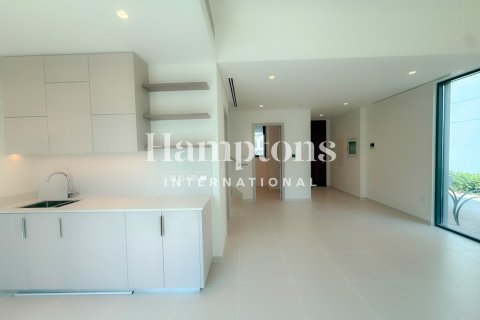 Снять в аренду таунхаус в Arabian Ranches 3, Дубай: 3 спальни, 127.55581900м², № 123710 - фото 4