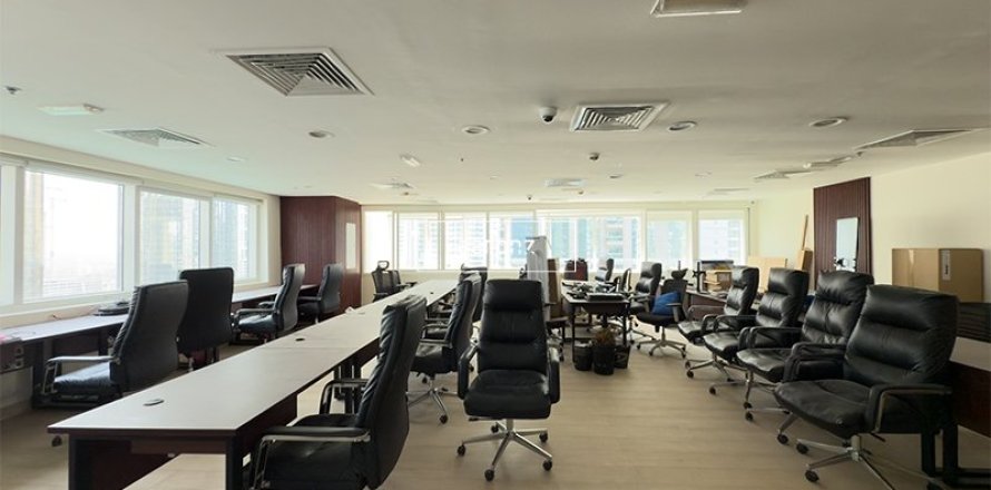 Office in Jumeirah Lake Towers, Dubai 116.9 sq.m. № 50947