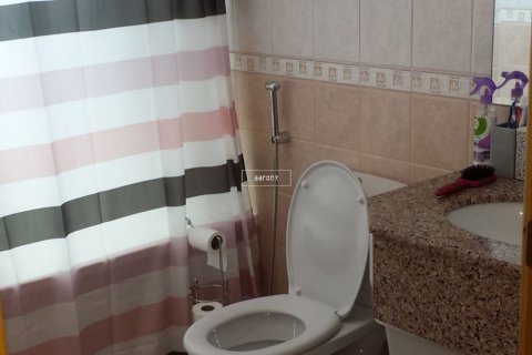 Apartment in Jumeirah Lake Towers, Dubai 2 bedrooms, 122.1 sq.m. № 50950 - photo 11