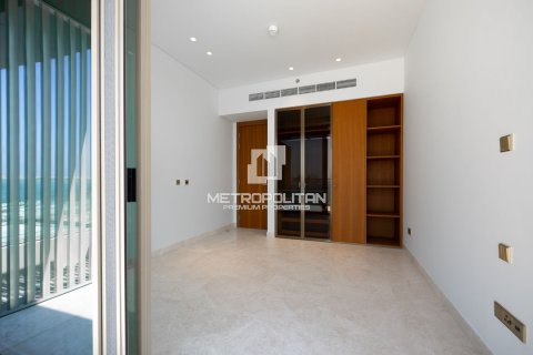 Apartment in Palm Jumeirah, Dubai 3 bedrooms, 188 sq.m. № 3745 - photo 18