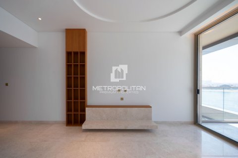 Apartment in Palm Jumeirah, Dubai 3 bedrooms, 188 sq.m. № 3745 - photo 25