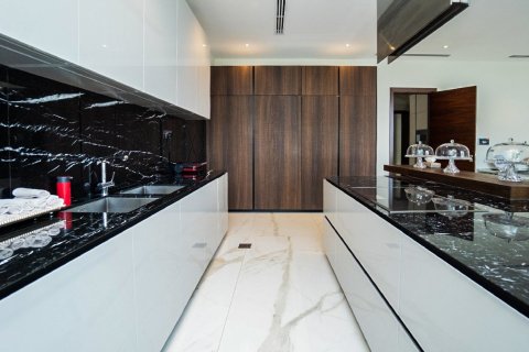 Villa en Emirates Hills, Dubai, 7 dormitorios, 975 m², № 3755 - foto 25