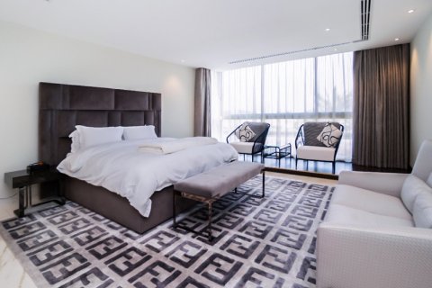 Villa en Emirates Hills, Dubai, 7 dormitorios, 975 m², № 3755 - foto 15