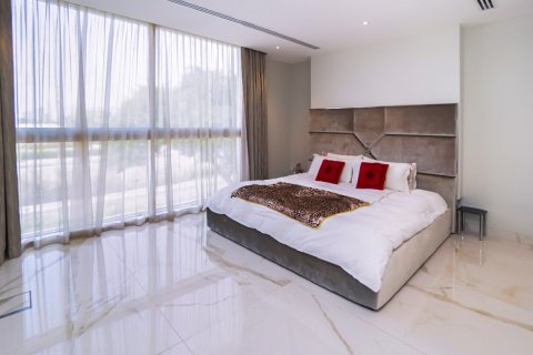 Villa en Emirates Hills, Dubai, 7 dormitorios, 975 m², № 3755 - foto 10