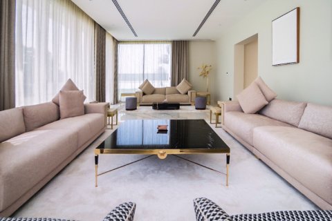 Villa en Emirates Hills, Dubai, 7 dormitorios, 975 m², № 3755 - foto 20