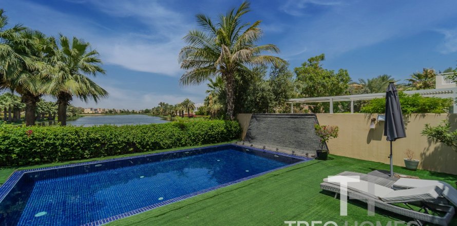 Вилла в Meadows, Дубай, 5 спален, 353м², № 16294
