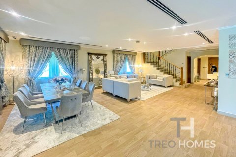 Villa in Regional, Jumeirah Park, Dubai 4 bedrooms, 403 sq.m. № 16295 - photo 6