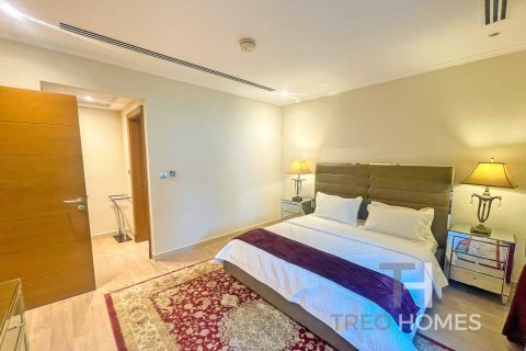 Villa in Regional, Jumeirah Park, Dubai 4 bedrooms, 403 sq.m. № 16295 - photo 22