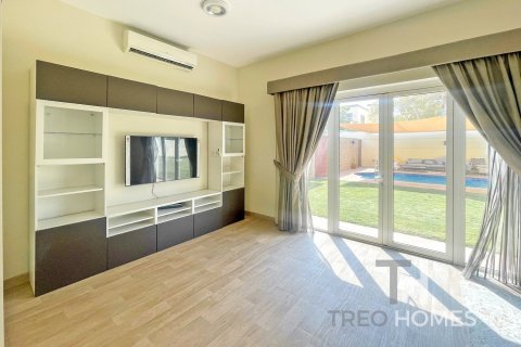 Villa in Regional, Jumeirah Park, Dubai 4 bedrooms, 403 sq.m. № 16295 - photo 19
