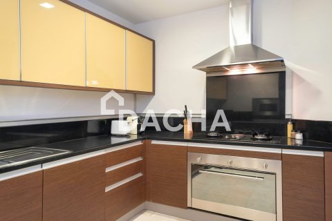 Apartment in Grandeur Residences, Palm Jumeirah, Dubai 2 bedrooms, 163 sq.m. № 105044 - photo 12