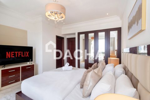 Apartment in Grandeur Residences, Palm Jumeirah, Dubai 2 bedrooms, 163 sq.m. № 105044 - photo 25
