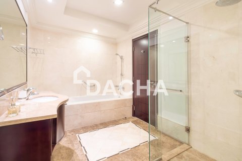 Apartment in Grandeur Residences, Palm Jumeirah, Dubai 2 bedrooms, 163 sq.m. № 105044 - photo 17