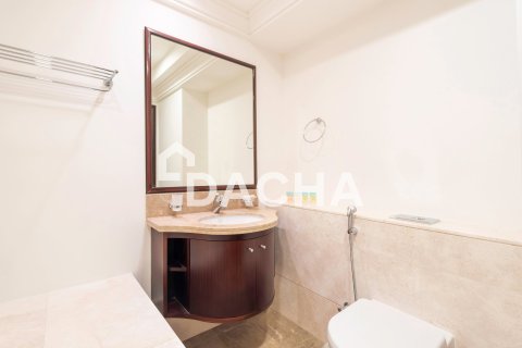 Apartment in Grandeur Residences, Palm Jumeirah, Dubai 2 bedrooms, 163 sq.m. № 105044 - photo 11