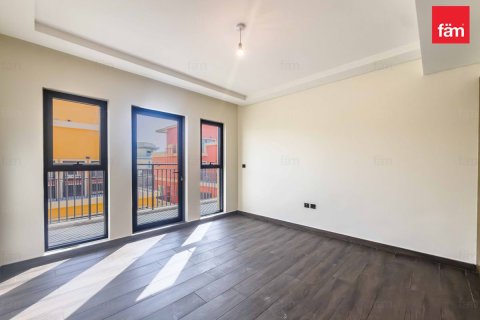 Townhouse in Dubai 5 bedrooms, 219.6 sq.m. № 123949 - photo 8