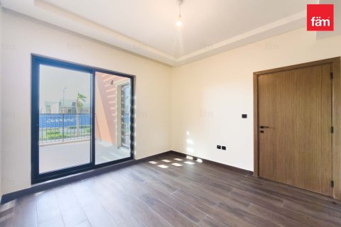 Townhouse in Dubai 5 bedrooms, 219.6 sq.m. № 123949 - photo 2